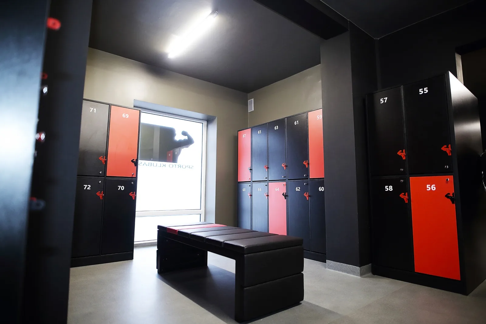 Energy Gym laisvų svorių zona